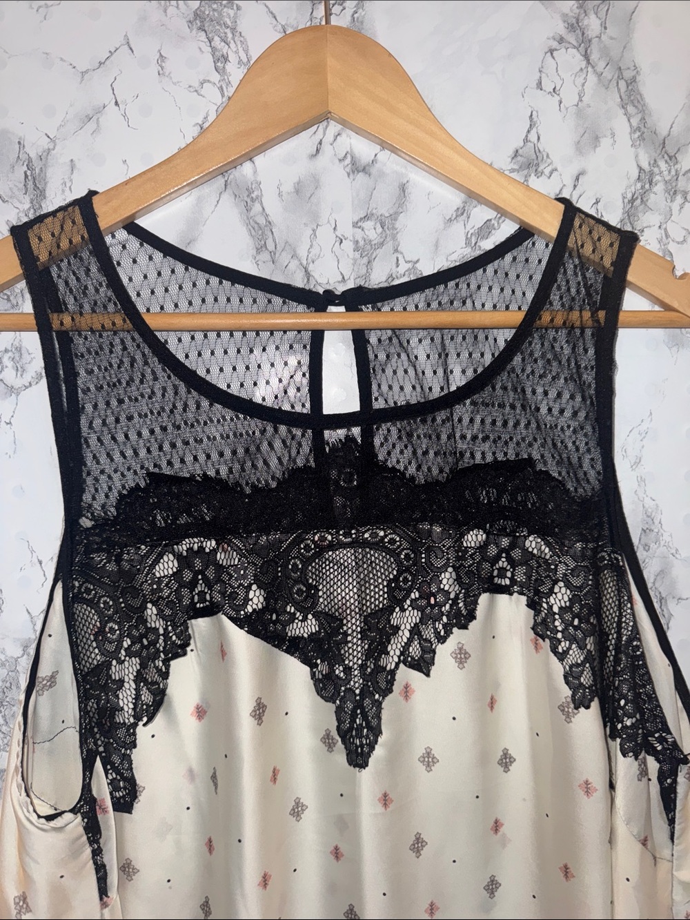 Maurices Tank Top White Size 2 - Picture 4 of 7